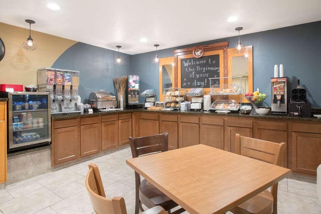 Americinn By Wyndham Mount Pleasant Удобства фото