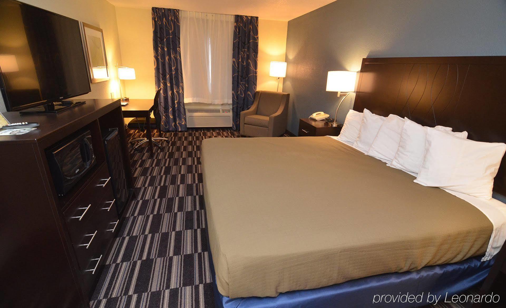 Americinn By Wyndham Mount Pleasant Экстерьер фото